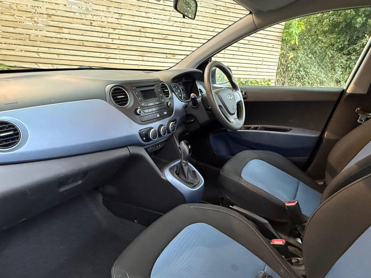 Used Hyundai i10 2014 for sale - 76247153: Photo 20