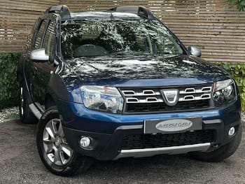 Used Dacia Duster 2015 for sale - 79740793: Photo