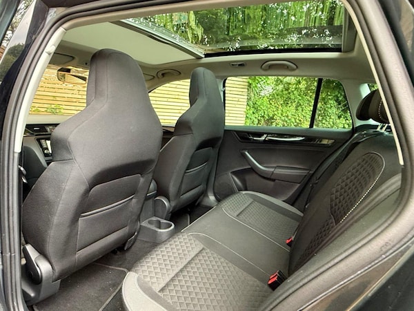 Used Skoda Rapid Spaceback 2018 for sale - 74667074: Photo 18