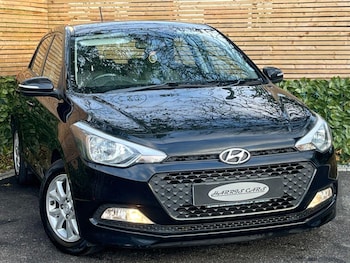 Used Hyundai i20 2017 for sale - 78784459: Photo