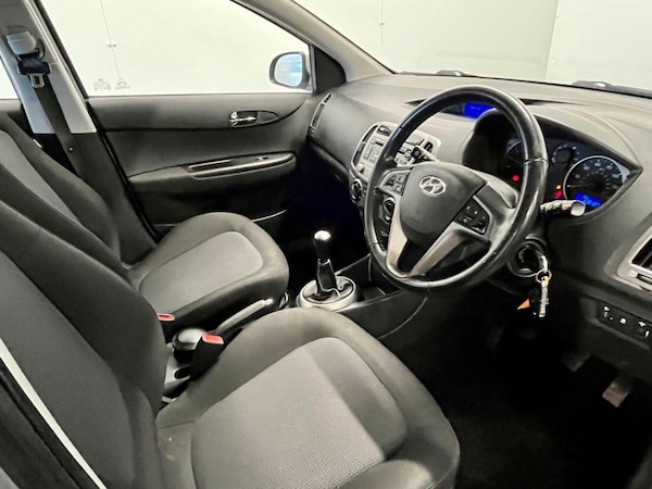 Used Hyundai i20 2014 for sale - 75319053: Photo 15