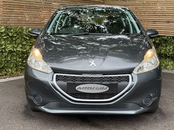 Used Peugeot 208 2015 for sale - 75544195: Photo