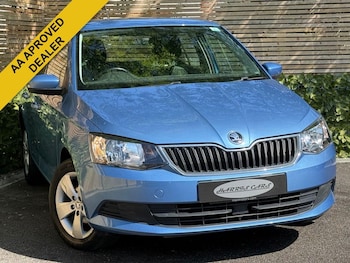 Used Skoda Fabia 2015 for sale - 79034018: Photo