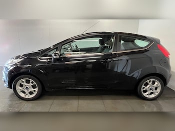 Used Ford Fiesta 2017 for sale - 76240287: Photo 4