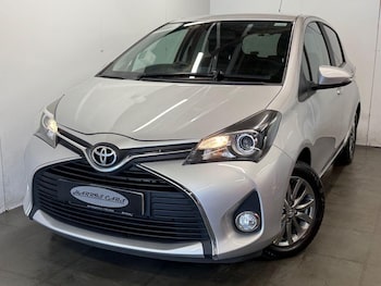 Used Toyota Yaris 2017 for sale - 76398215: Photo