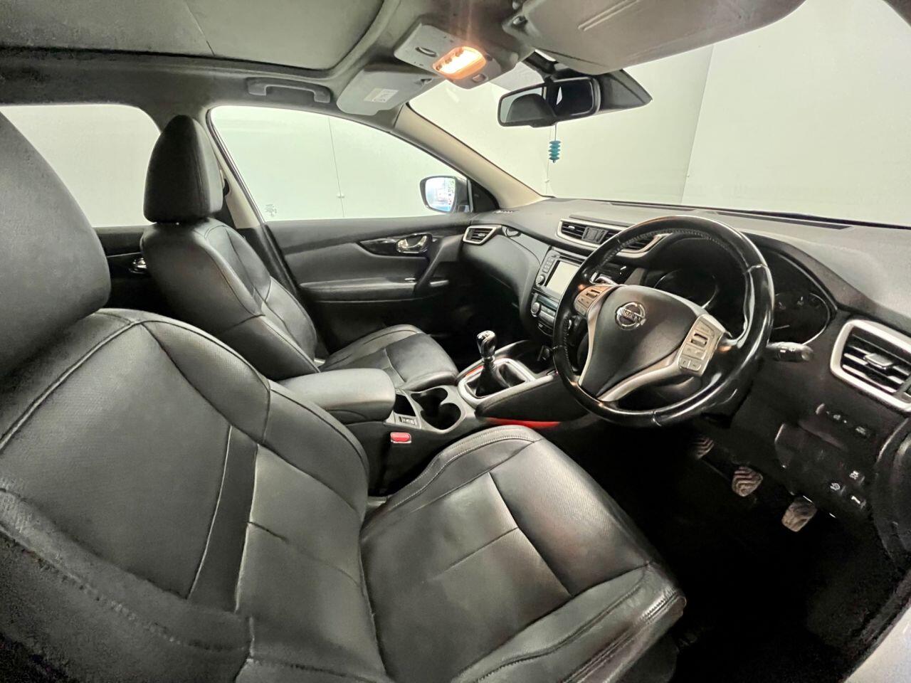 Used Nissan Qashqai 2017 for sale - 77799400: Photo 13