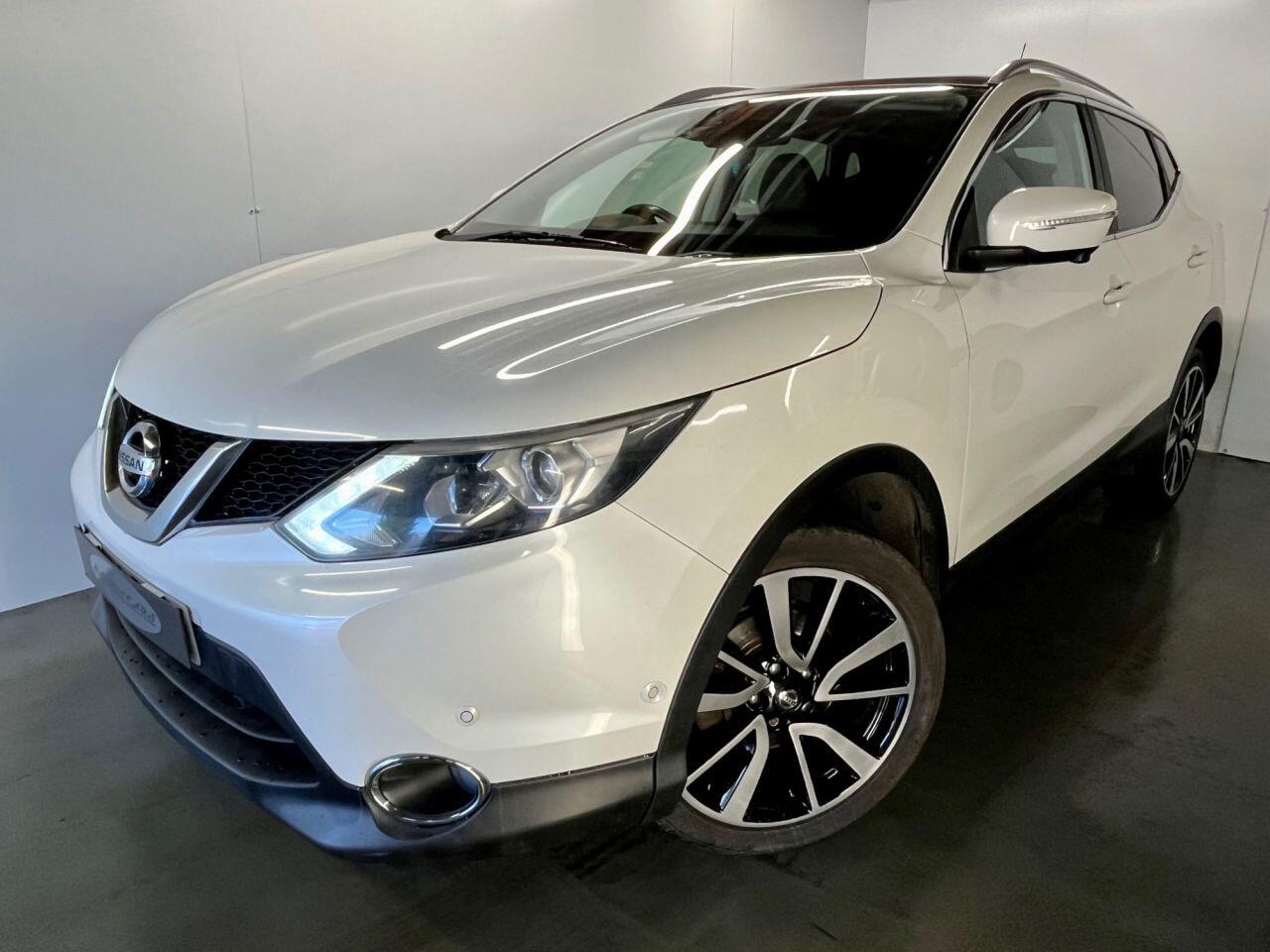 Used Nissan Qashqai 2017 for sale - 77799400: Photo 3
