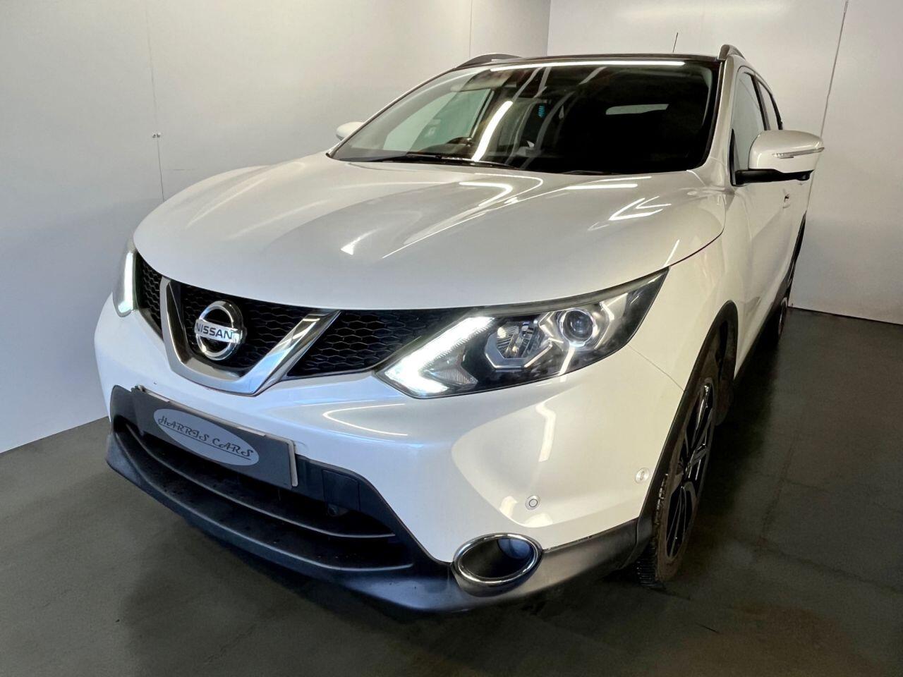 Used Nissan Qashqai 2017 for sale - 77799400: Photo 8