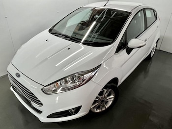 Used Ford Fiesta 2017 for sale - 79268102: Photo