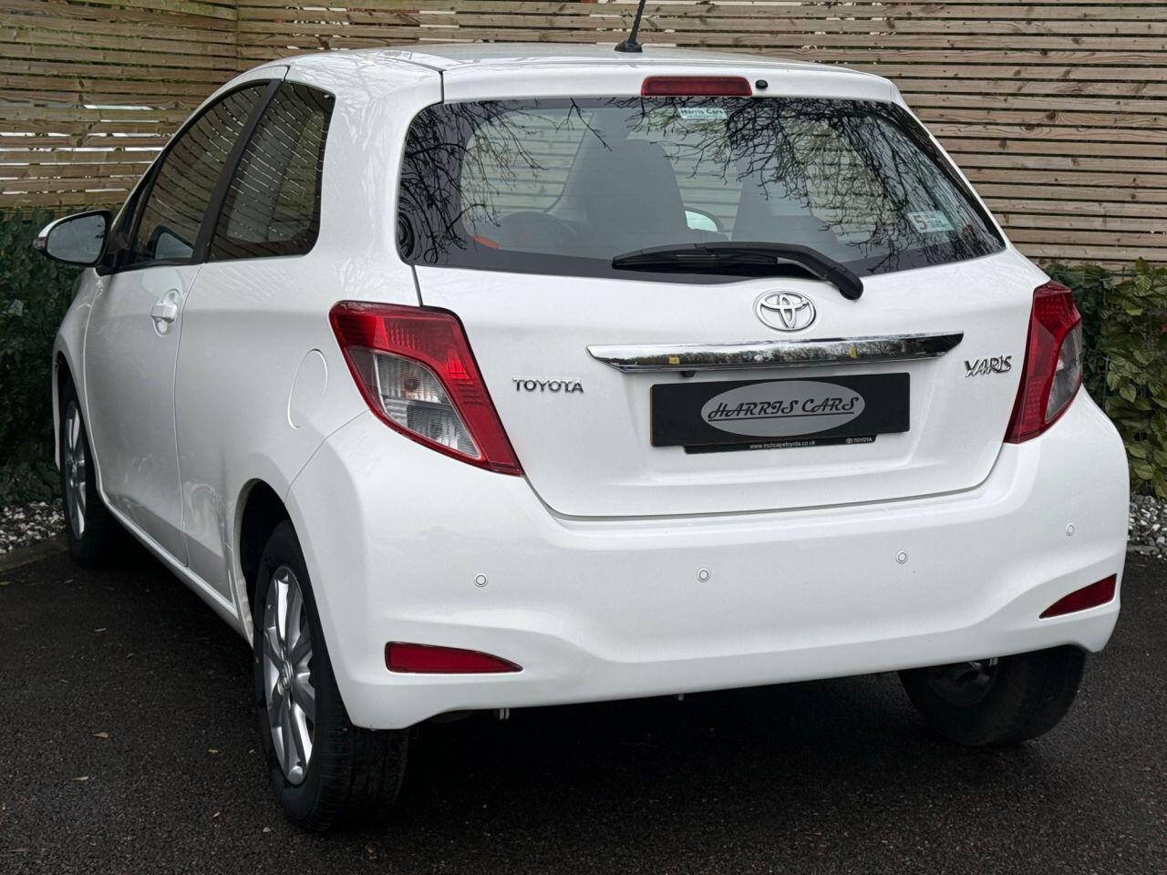 Used Toyota Yaris 2013 for sale - 77883027: Photo 11