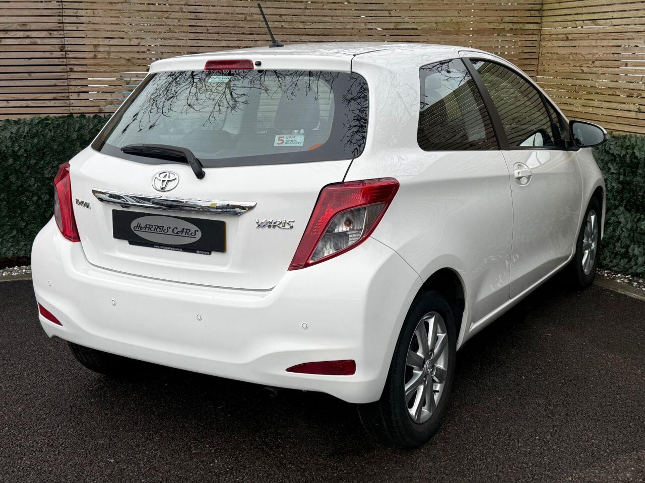 Used Toyota Yaris 2013 for sale - 77883027: Photo 15