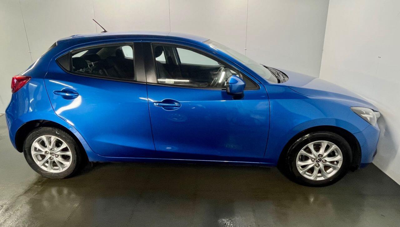 Used Mazda Mazda2 2016 for sale - 77021301: Photo 13