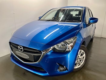 Used Mazda Mazda2 2016 for sale - 77021301: Photo