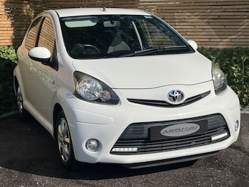 Used Toyota AYGO 2013 for sale - 76397901: Photo