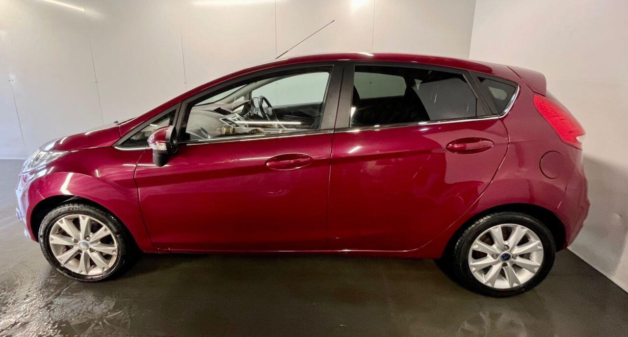 Used Ford Fiesta 2009 for sale - 76360197: Photo 8