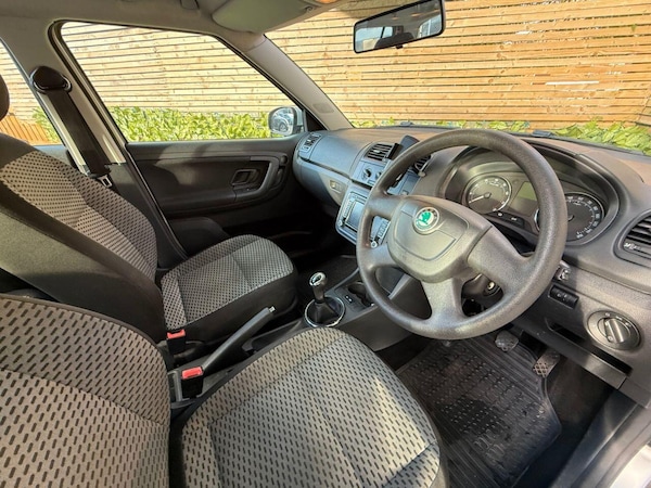 Used Skoda Fabia 2010 for sale - 76260059: Photo 16