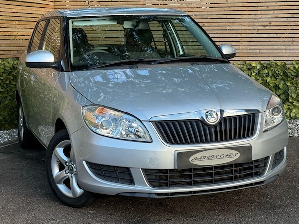 Used Skoda Fabia 2010 for sale - 76260059: Photo 2