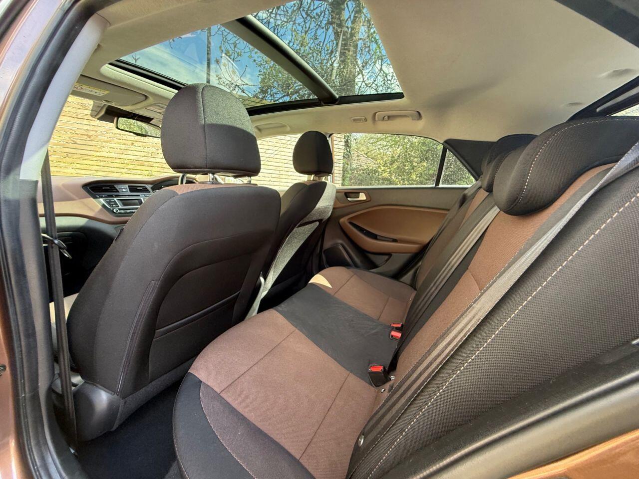 Used Hyundai i20 2015 for sale - 78072425: Photo 17