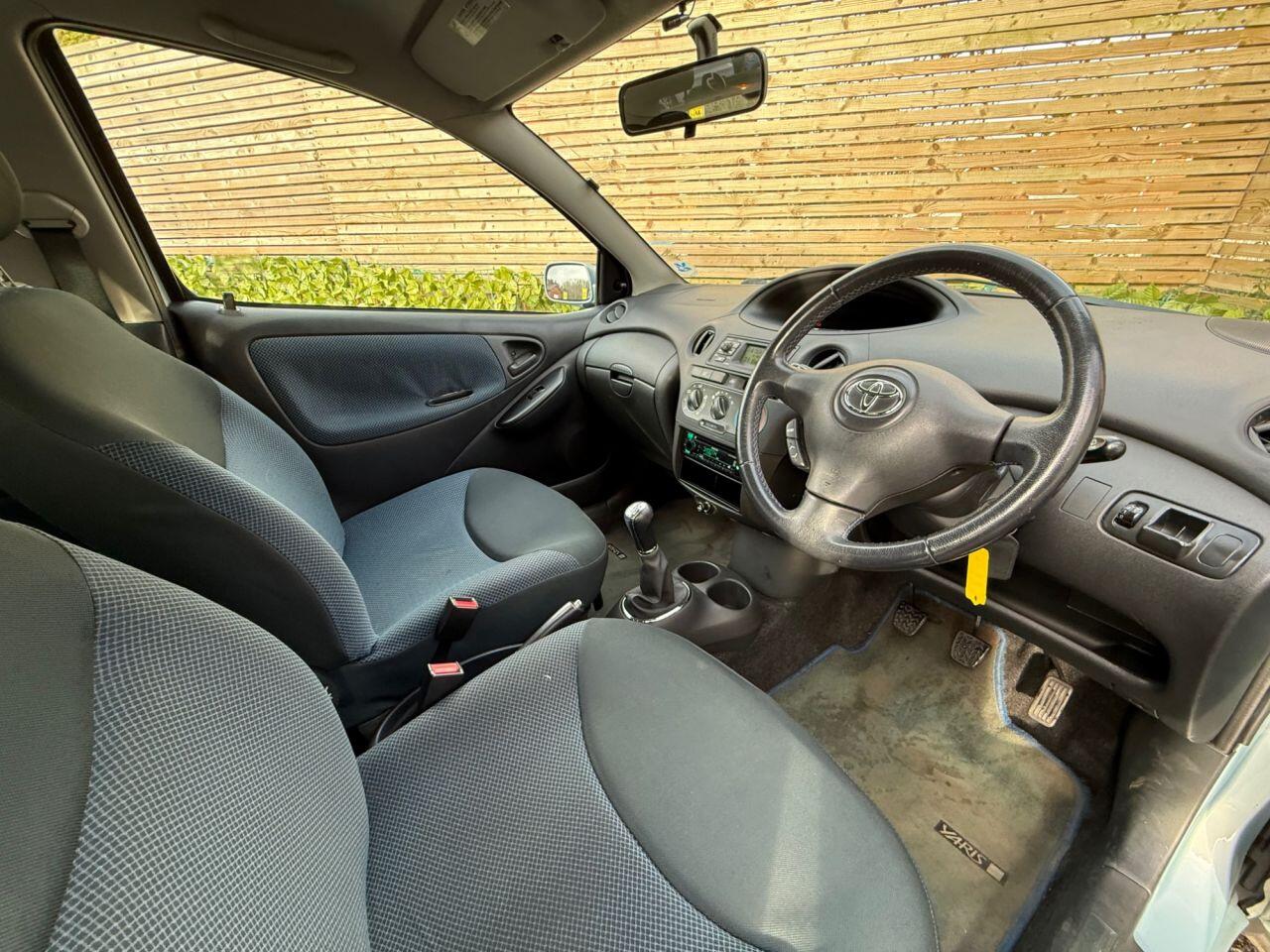 Used Toyota Yaris 2005 for sale - 77396061: Photo 15