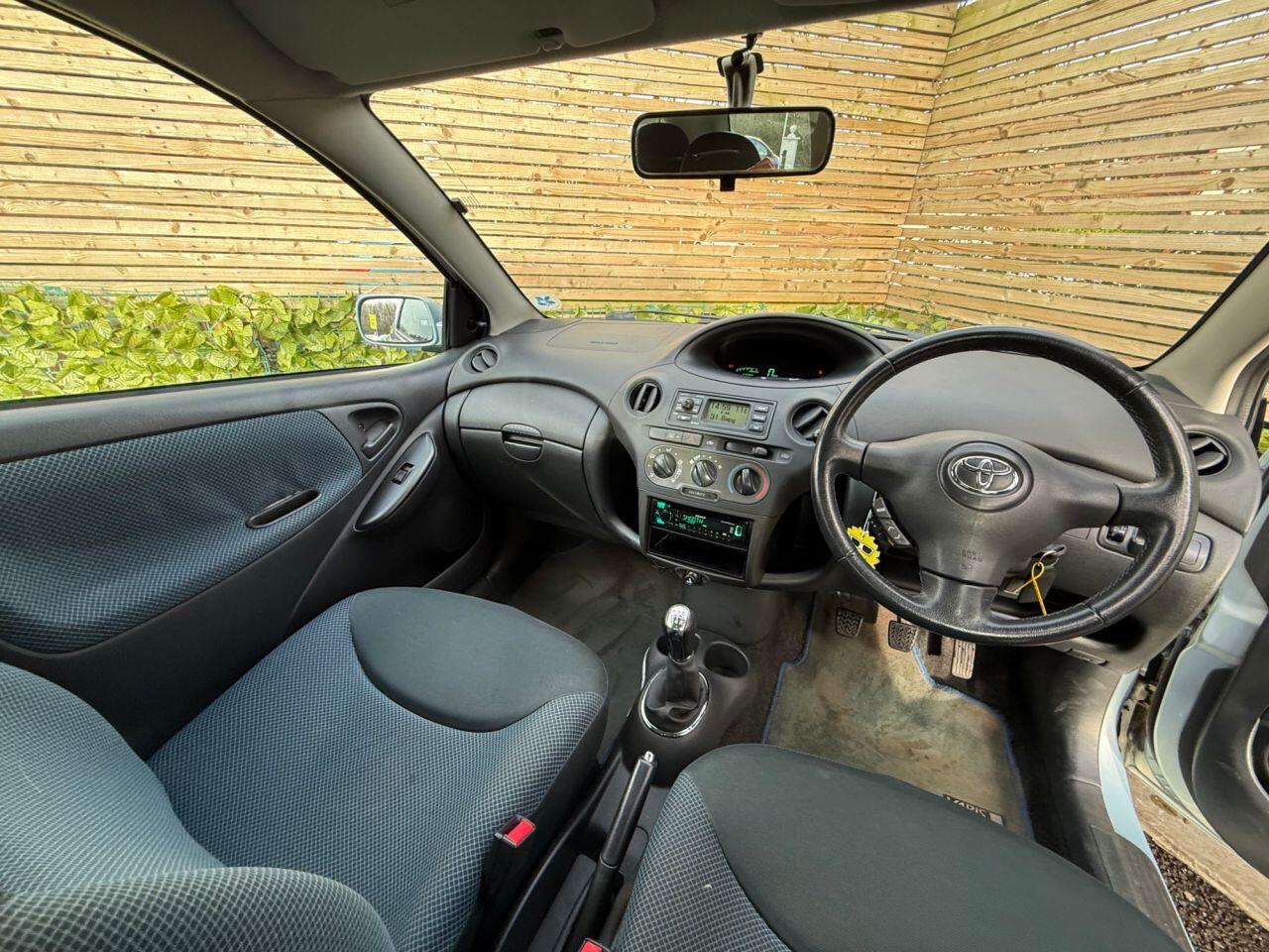 Used Toyota Yaris 2005 for sale - 77396061: Photo 17