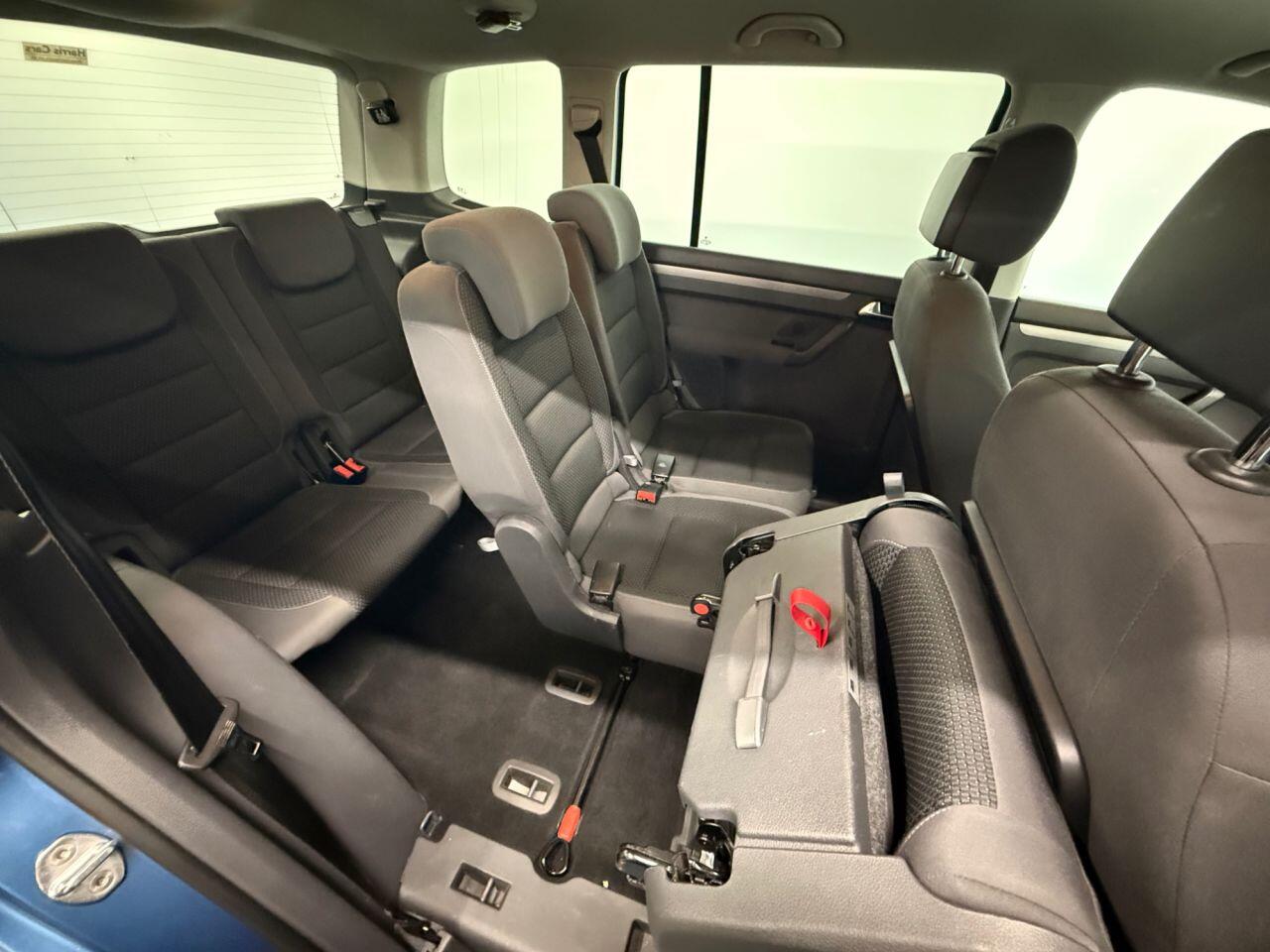 Used Volkswagen Touran 2014 for sale - 76424907: Photo 18