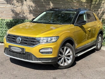 Used Volkswagen T-Roc 2018 for sale - 78999568: Photo