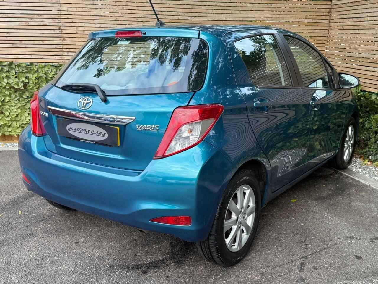 Used Toyota Yaris 2012 for sale - 76306916: Photo 11