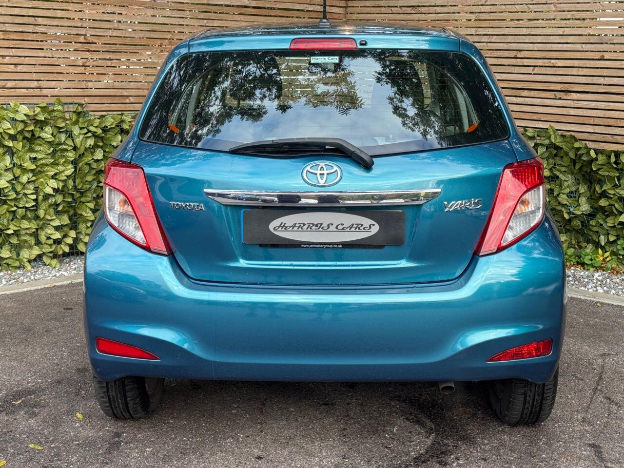 Used Toyota Yaris 2012 for sale - 76306916: Photo 13
