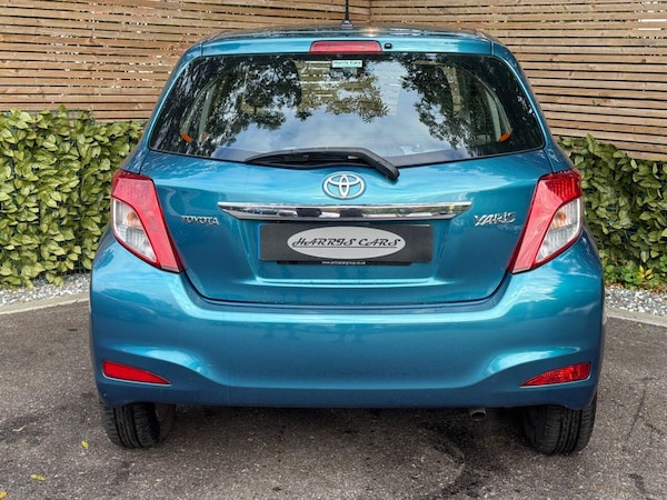 Used Toyota Yaris 2012 for sale - 76306916: Photo 13