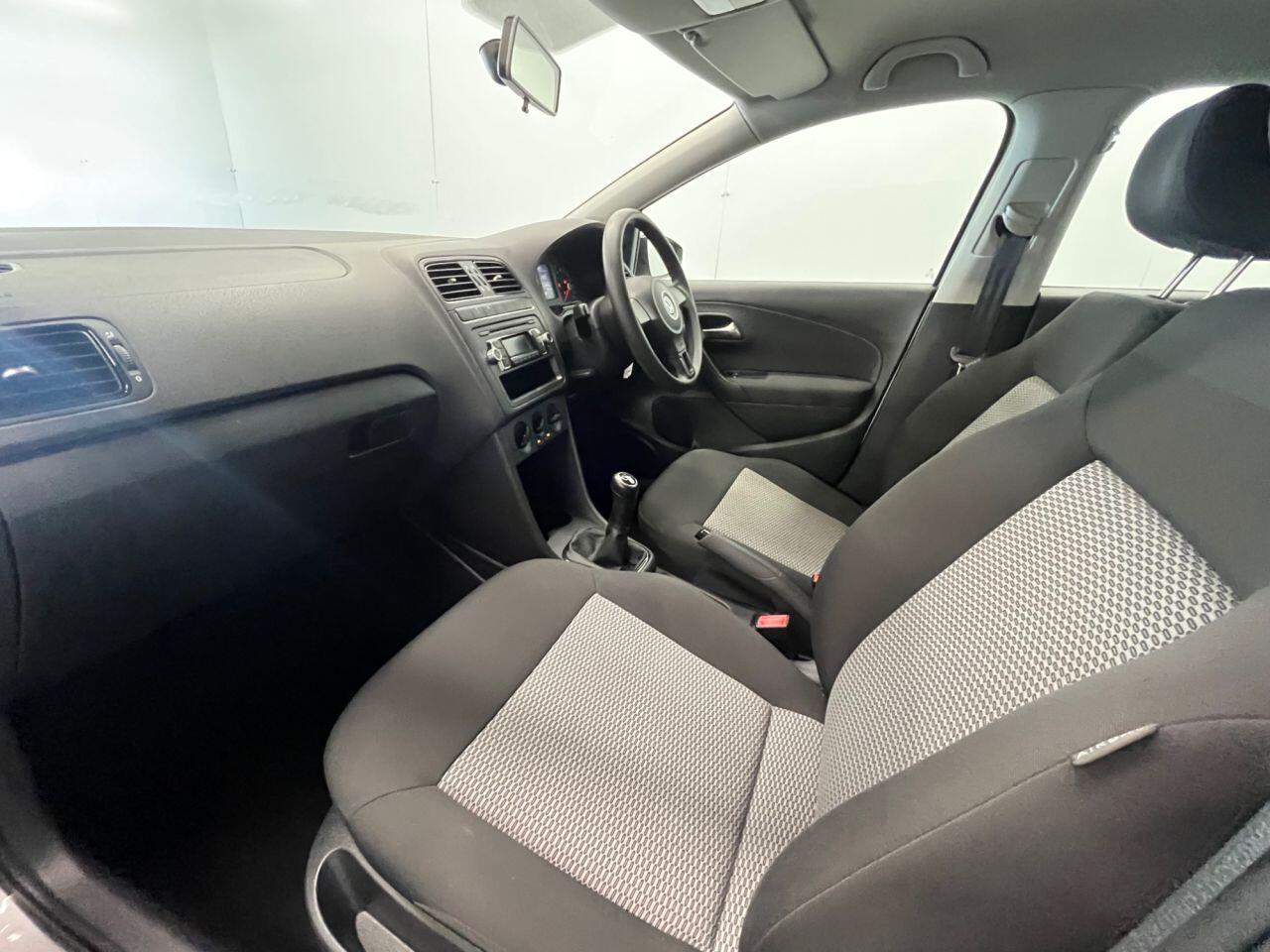 Used Volkswagen Polo 2012 for sale - 76307374: Photo 14