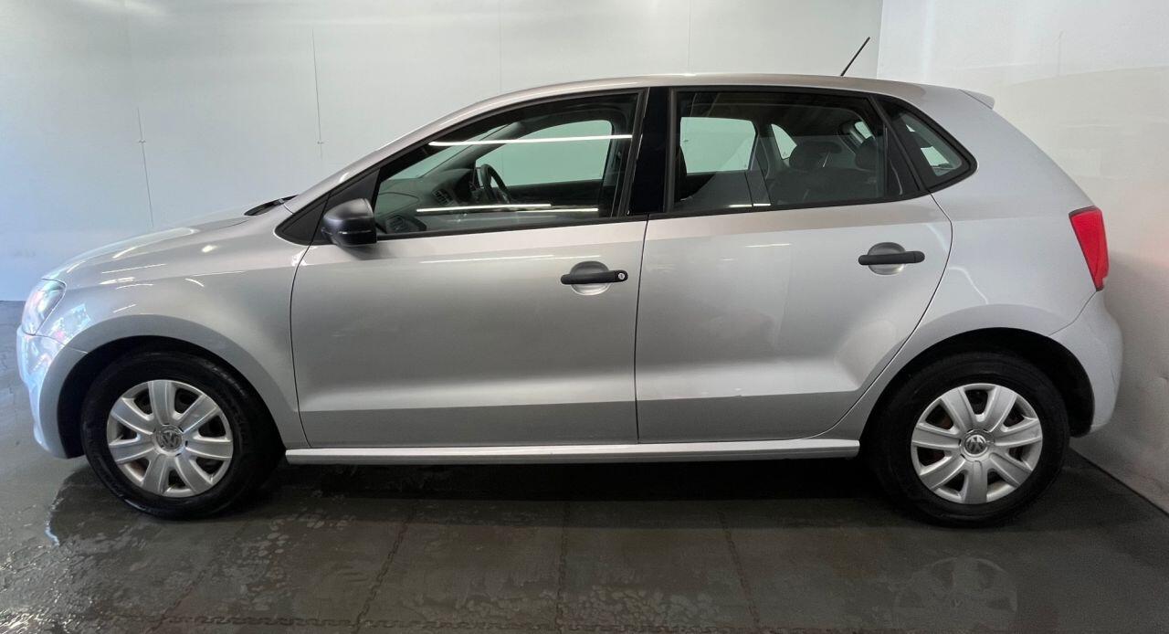 Used Volkswagen Polo 2012 for sale - 76307374: Photo 7