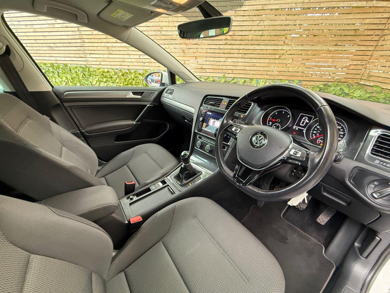 Used Volkswagen Golf 2019 for sale - 76307397: Photo 15