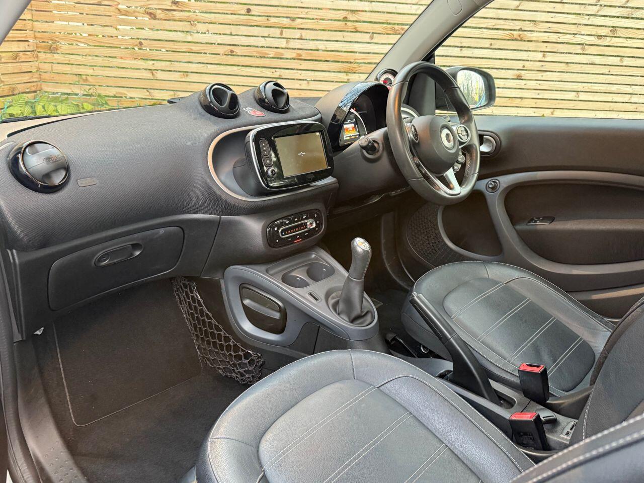 Used smart fortwo 2017 for sale - 77254935: Photo 19