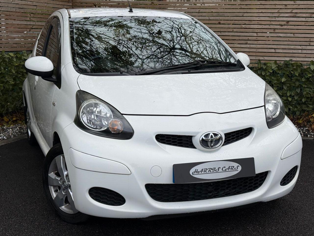 Used Toyota AYGO 2011 for sale - 76997387: Photo 2