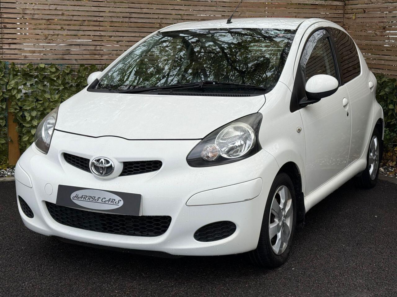 Used Toyota AYGO 2011 for sale - 76997387: Photo 8