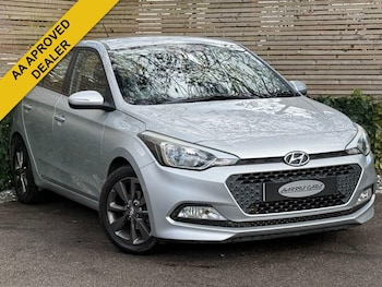 Used Hyundai i20 2015 for sale - 78231612: Photo