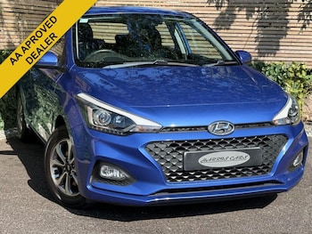 Used Hyundai i20 2018 for sale - 79316340: Photo