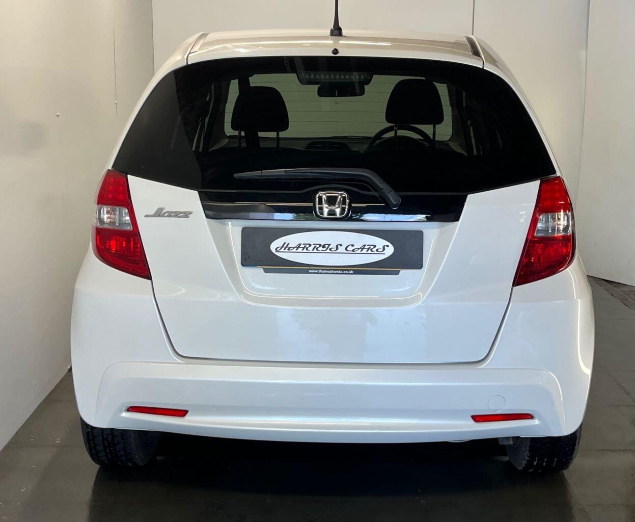 Used Honda Jazz 2014 for sale - 77425291: Photo 9