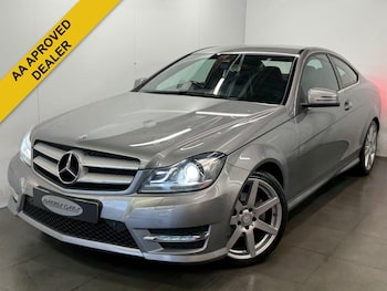 Used Mercedes-Benz C Class 2015 for sale - 76727944: Photo