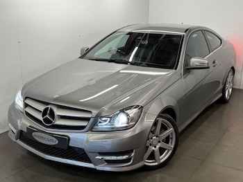 Used Mercedes-Benz C Class 2015 for sale - 76727944: Photo