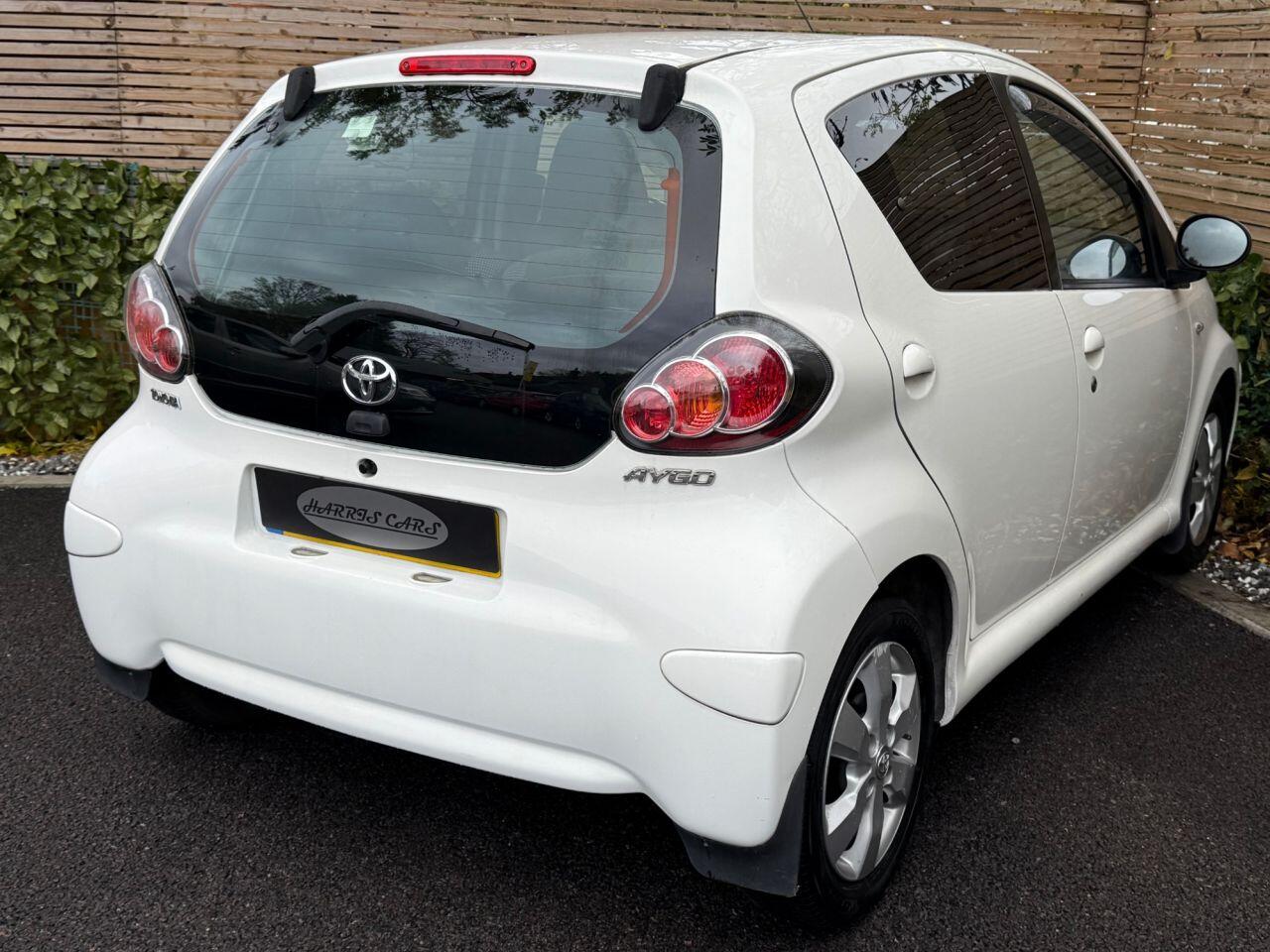 Used Toyota AYGO 2011 for sale - 76608469: Photo 10