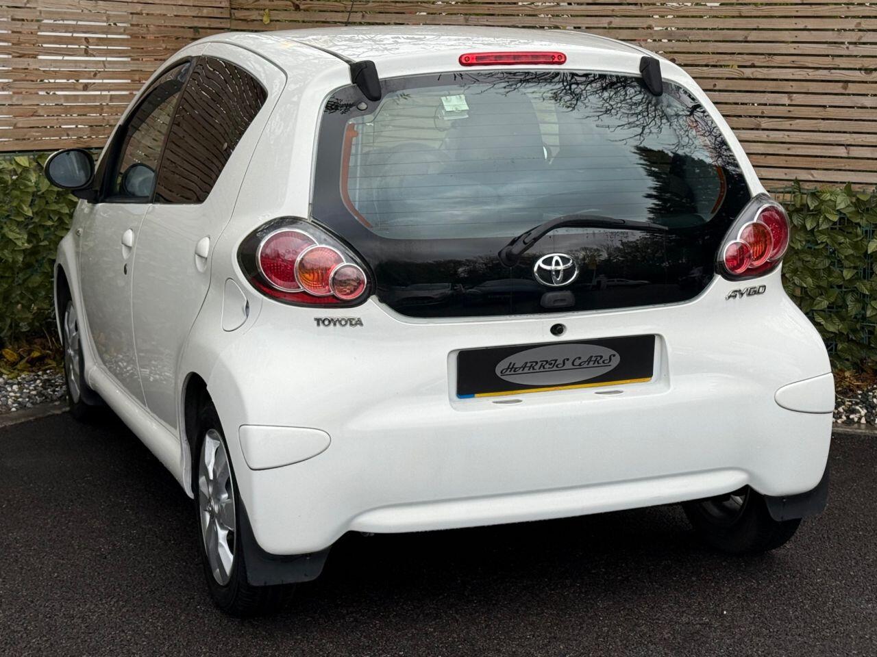 Used Toyota AYGO 2011 for sale - 76608469: Photo 13