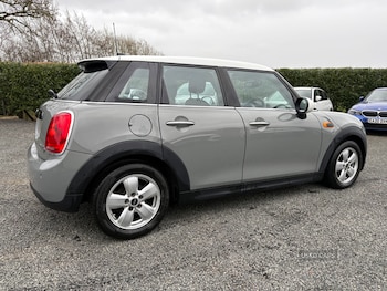 Used MINI Hatch 2017 for sale - 78020816: Photo
