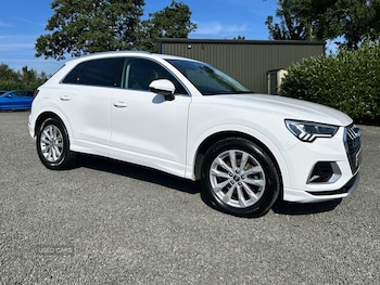 Audi - Q3