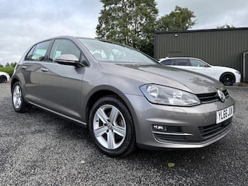 Used Volkswagen Golf 2017 for sale - 79846393: Photo