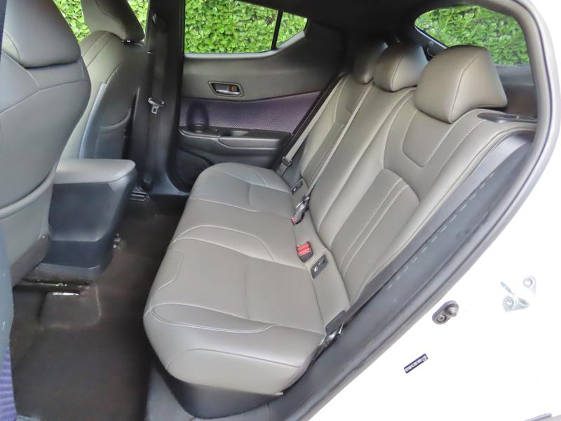 Used Toyota C-HR 2017 for sale - 77261122: Photo 13