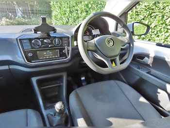 Used Volkswagen up! 2021 for sale - 76008556: Photo 3