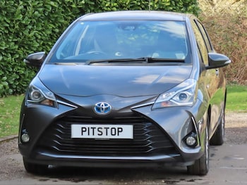 Used Toyota Yaris 2017 for sale - 78015401: Photo
