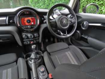 Used MINI Hatch 2018 for sale - 72369923: Photo