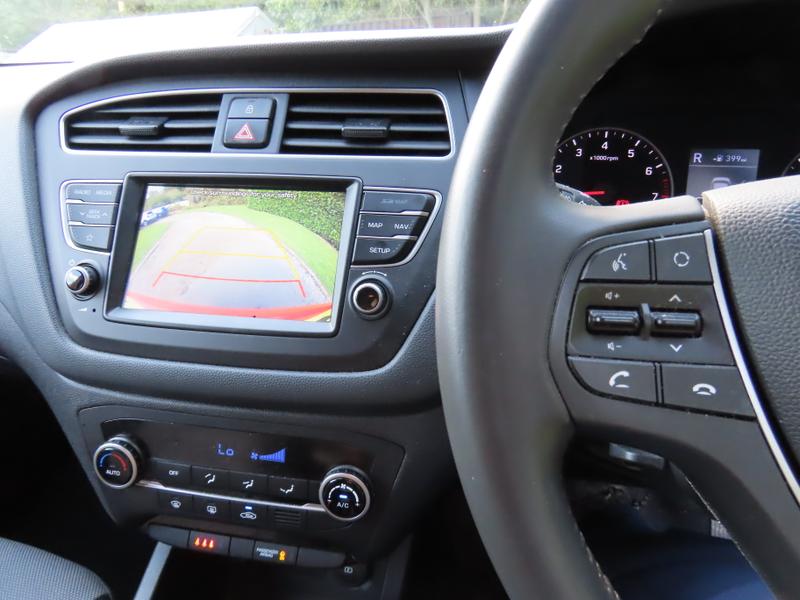 Used Hyundai i20 2018 for sale - 76064639: Photo 18